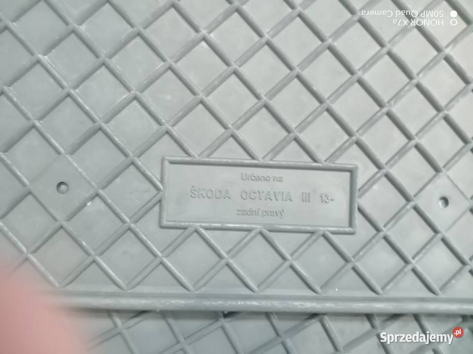 dywaniki gumowe orygianalne komplet Skoda OEM Kielce