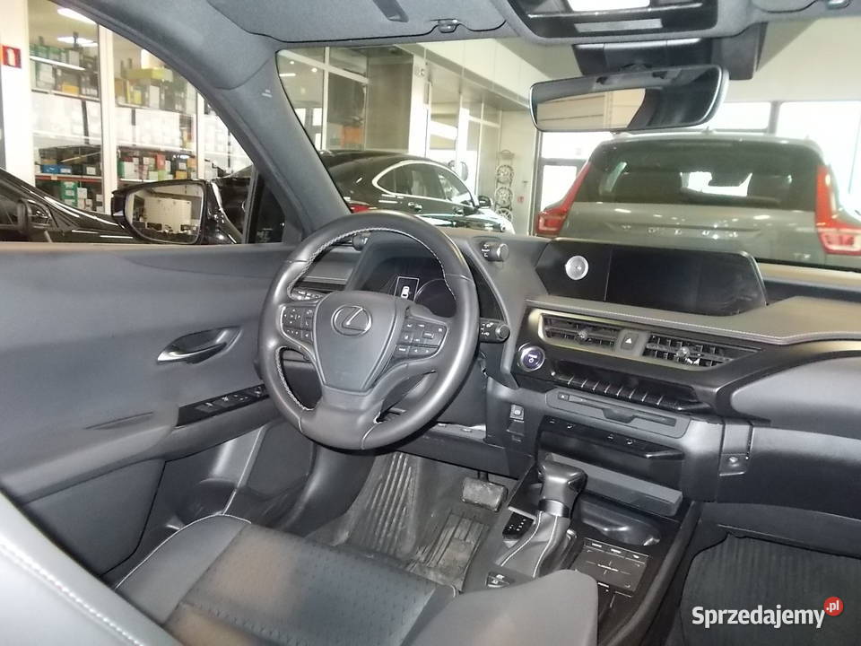 LEXUS UX 250H bEE AutomatSalon Polska UX