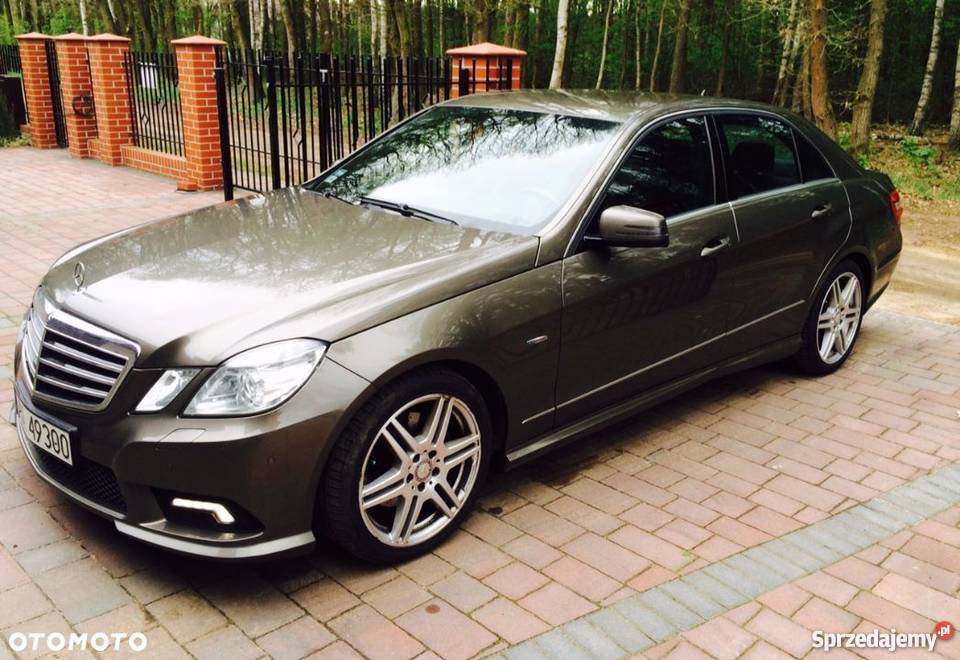 Taxi Premium w normalnej taksówki Warszawa usługi