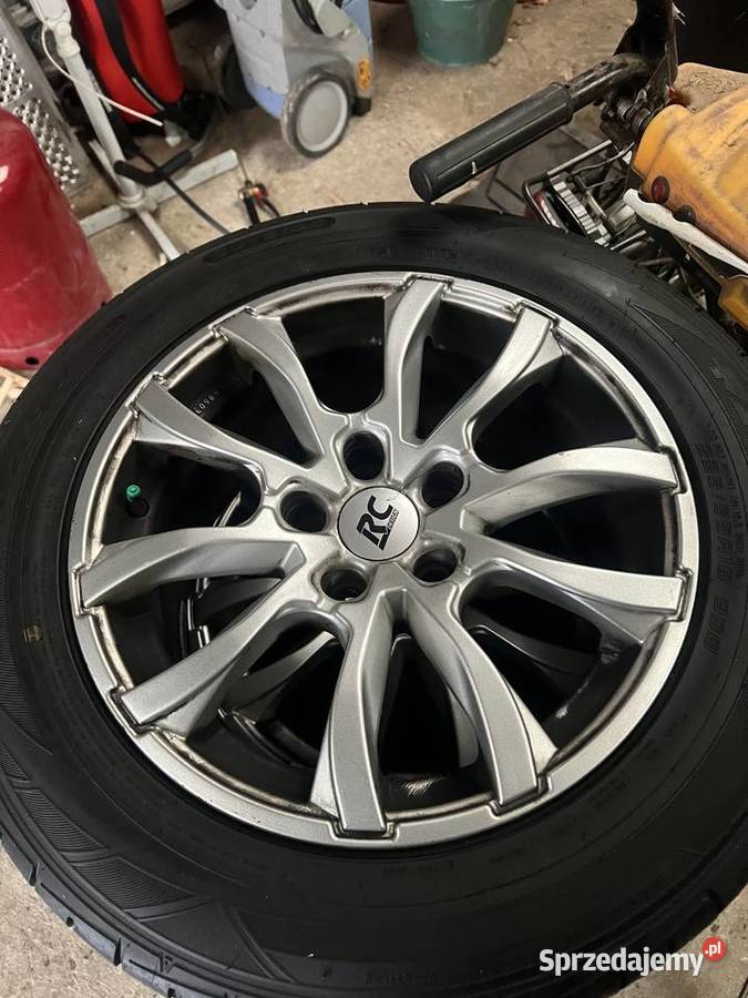 Sprzedam 4felgi z oponami Poświętne