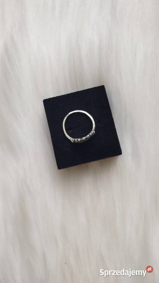 Pierścionek pióropusz boohoo Olkusz sprzedam