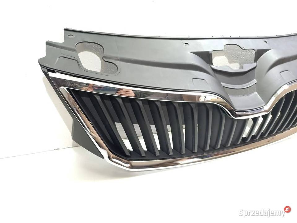 SKODA RAPID 20122018 ATRAPA GRILL RAMKA PRZÓD Skarżysko-Kamienna sprzedam
