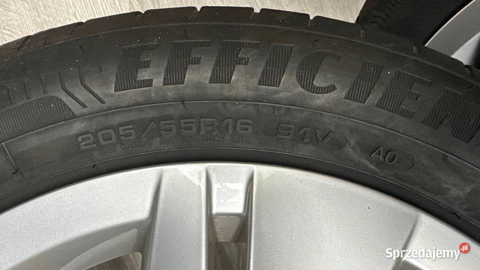 VW GOLF VIII FELGI Z OPONAMI 20555R16 5H0601025