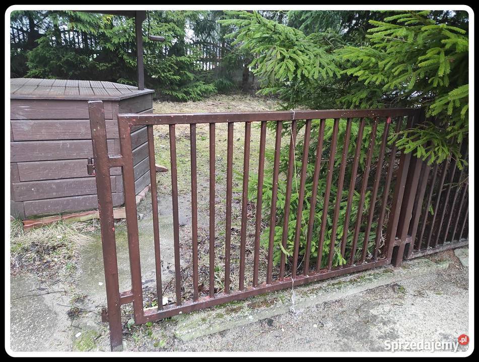 Metalowe ogrodzenie - płot wraz z furtką 14,5 m
