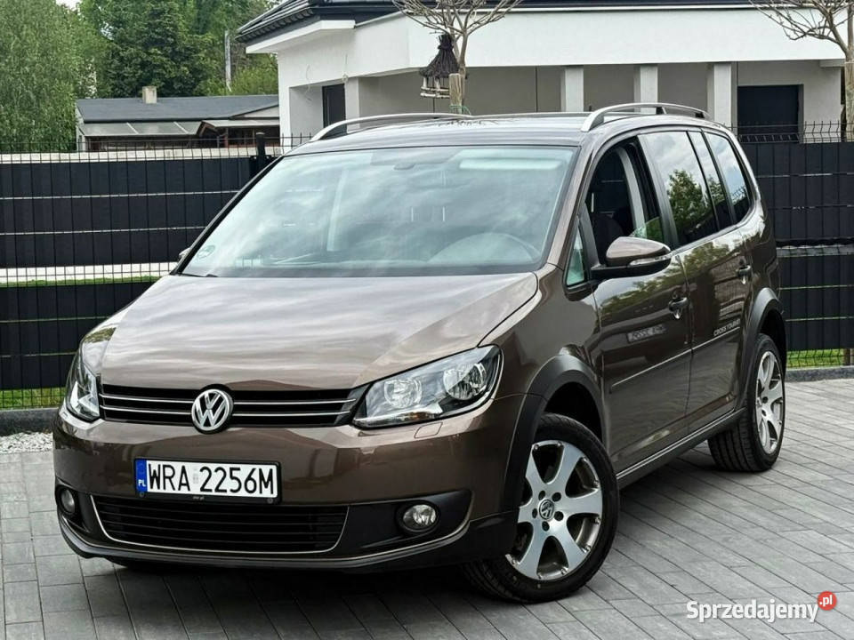 Volkswagen Touran CROSS 20 TDi 140 6B Radom