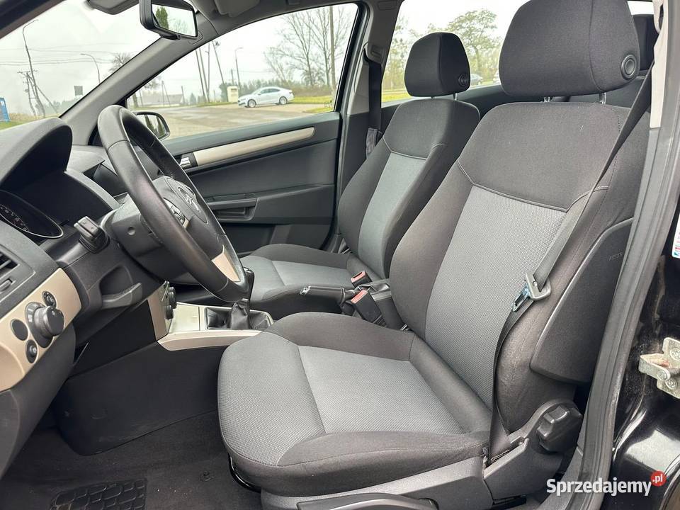 ŁADNA ASTRA 14 BENZYNKA 90 2007 LIFT 2 KMP KÓŁ 2 Astra Kutno