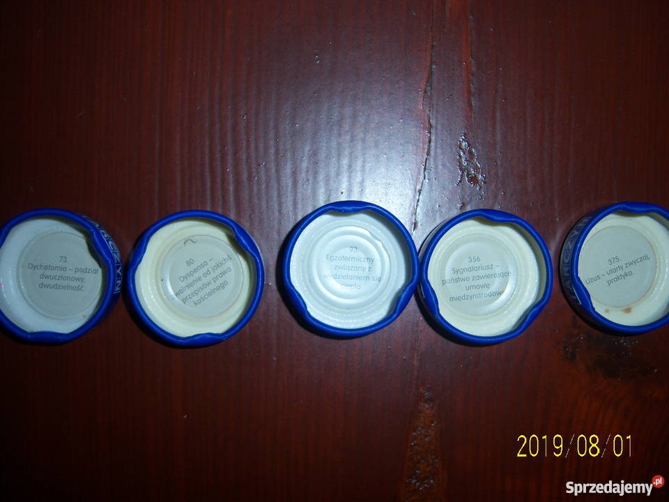 Tarczyn zakrętki nakrętki kapsle napisy kolekcja Kielce