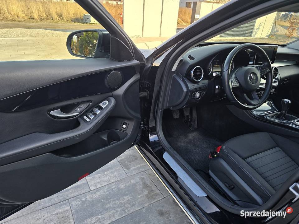 Mercedes C180d Avantgarde Led 2015r Teresin