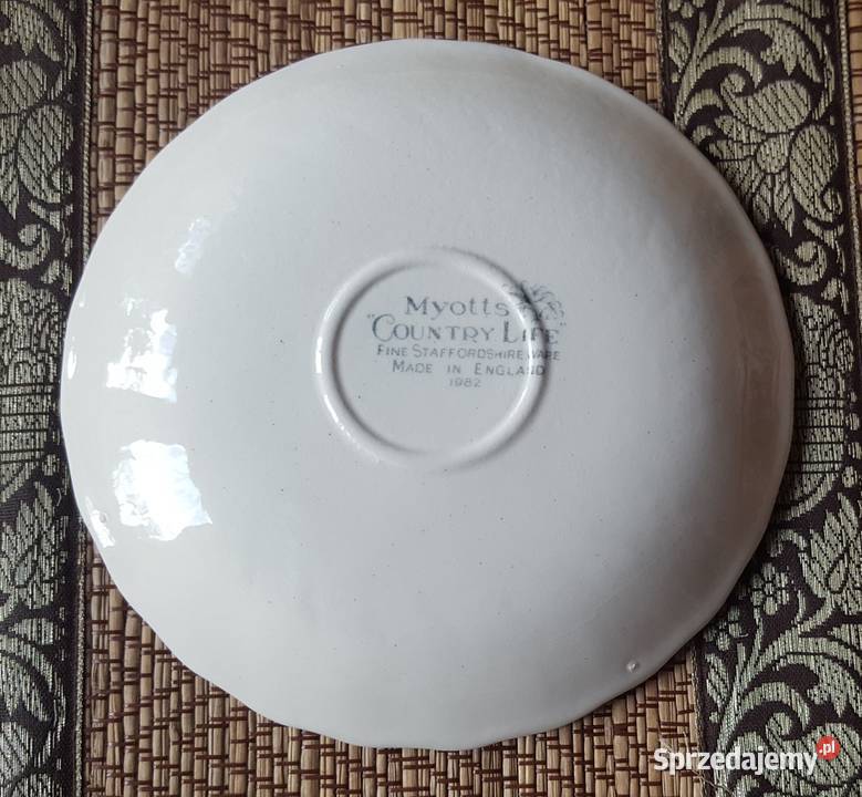 Porcelana angielska zestaw do herbaty 6ciu osób odcienie czerwieni