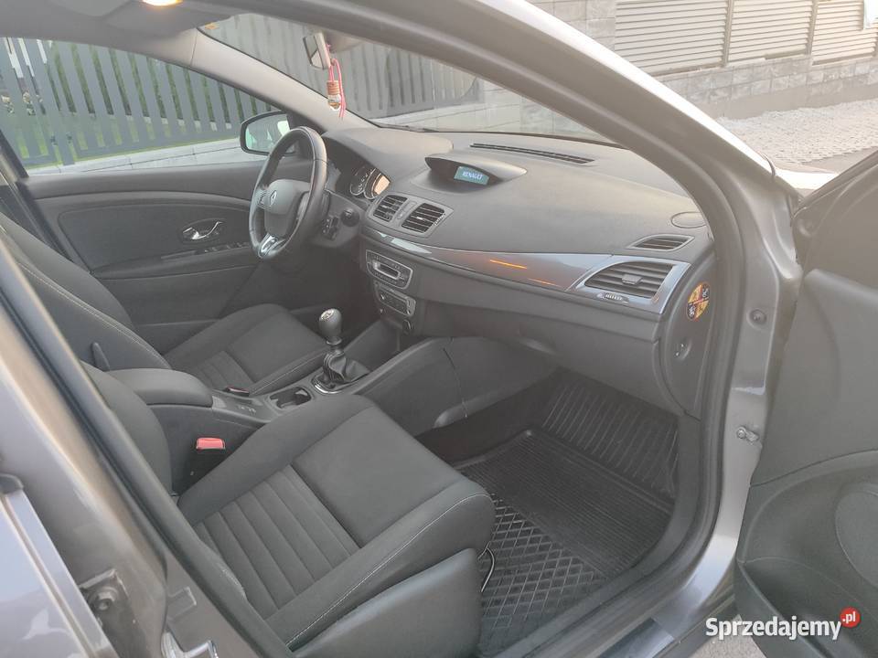 Renault Megane Grandtour 16 benzyna SALON POLSKA elektryczne lusterka