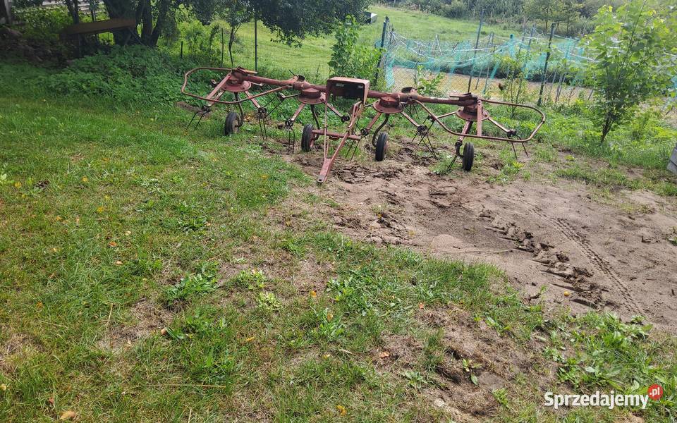 Przewracarka do siana Zgrabiarki i przetrząsacze Gietrzwałd
