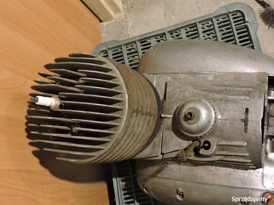 sprzedam silnik jawa 175 z roku 1959 Rok produkcji 1959 Jawa Łomża