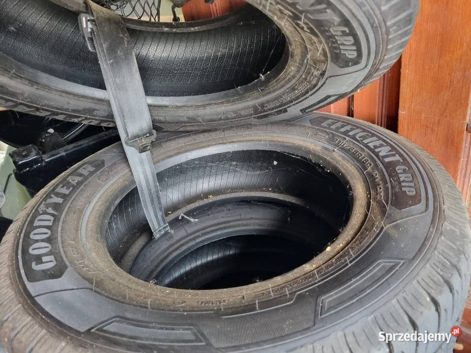 4 Opony 215 65 R15C Wzmacniane Goodyear 2020r Skawina sprzedam