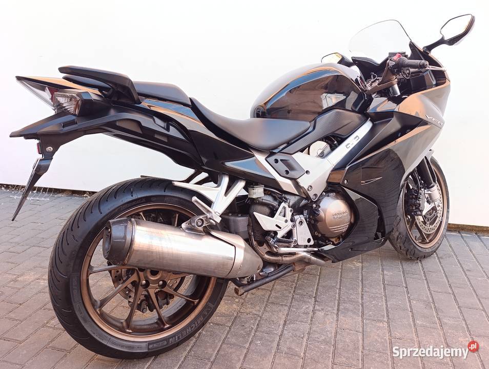 Honda VFR 800 ABS TCS motocykl w pełnym mazowieckie Ostrołęka