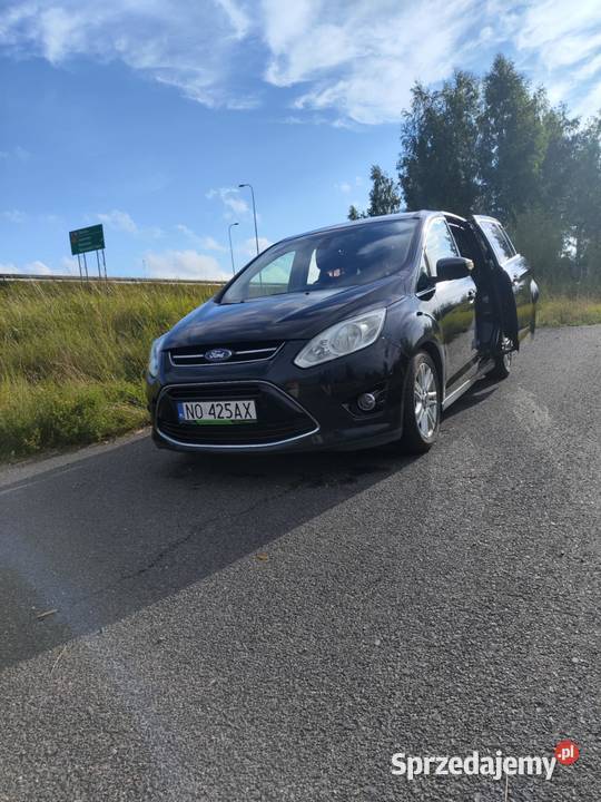 Ford c Grand sam parkuje 182