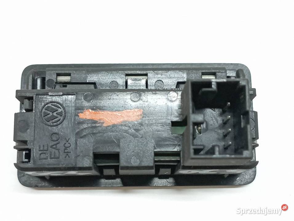 PRZEŁĄCZNIK KLAPY BAGAŻNIKA 5TA959831 VW