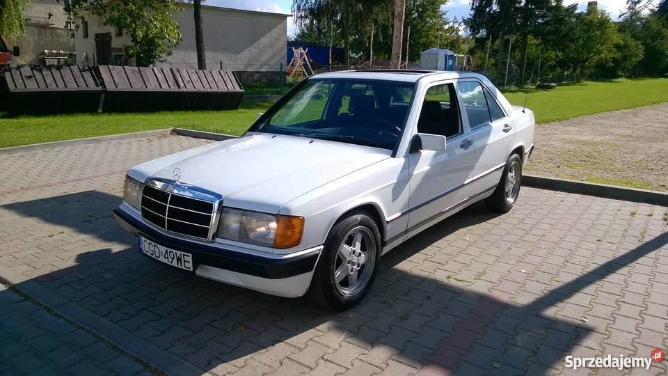 Mercedes 190 W201 1988 20 benzynalpg 190 Ciechocin