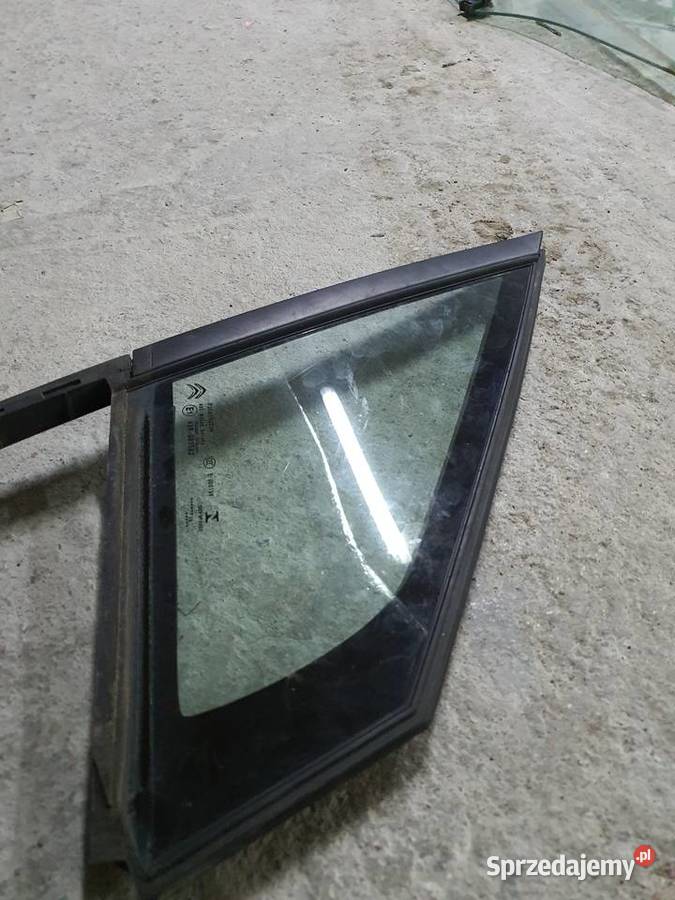 Szybka drzwi prawy przód Citroen C4 B7 0410r