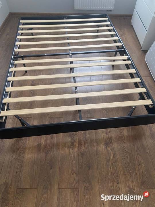 Łóżko z materacem 140x200 z podświetleniem LED