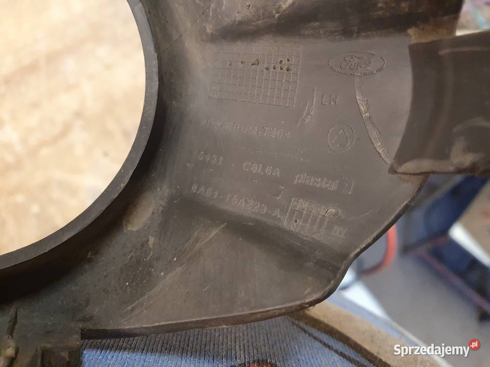 FORD FIESTA MK7 RAMKA HALOGENU LEWA PRZÓD osobowe wielkopolskie Międzychód sprzedam