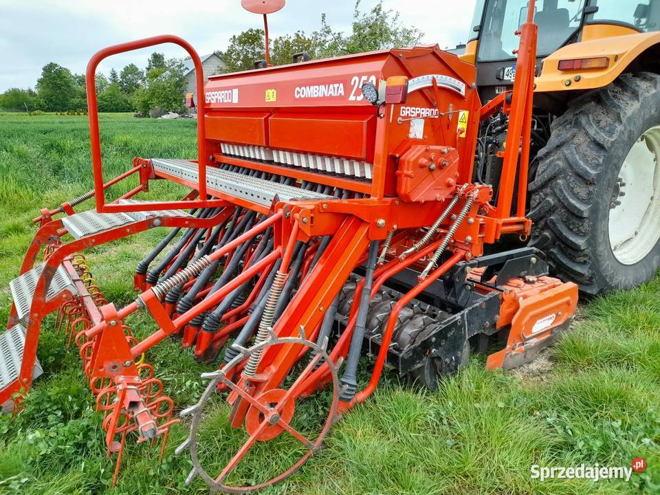 Agregat uprawowo siewny Maschio Gaspardo Wierzbie
