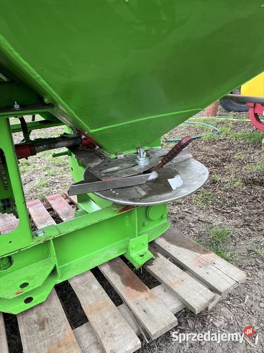 Rozsiewacz Unia Mx850