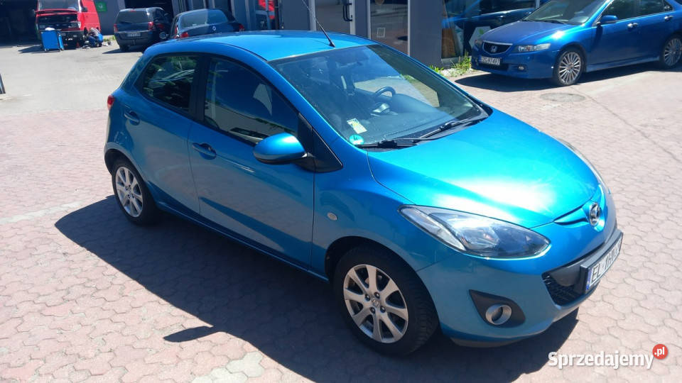 Mazda 2 Mazda 2 14 75 bogata wersja pełen serwis garażowany łódzkie sprzedam