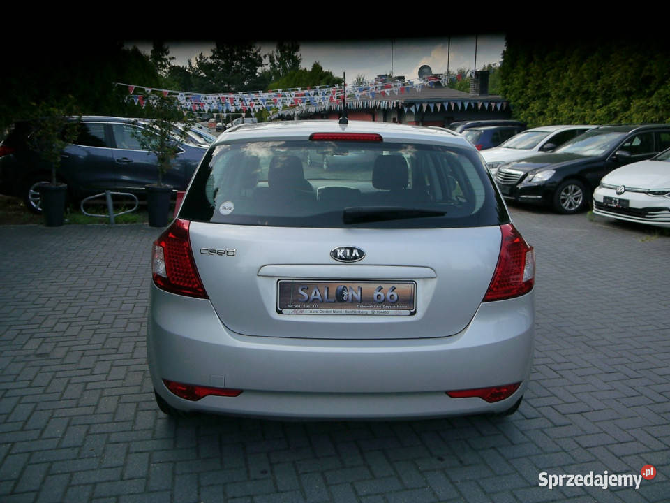 Kia Ceed 14b zwykły silnik Stan b bezwypadkowy z gniazdo USB sprzedam
