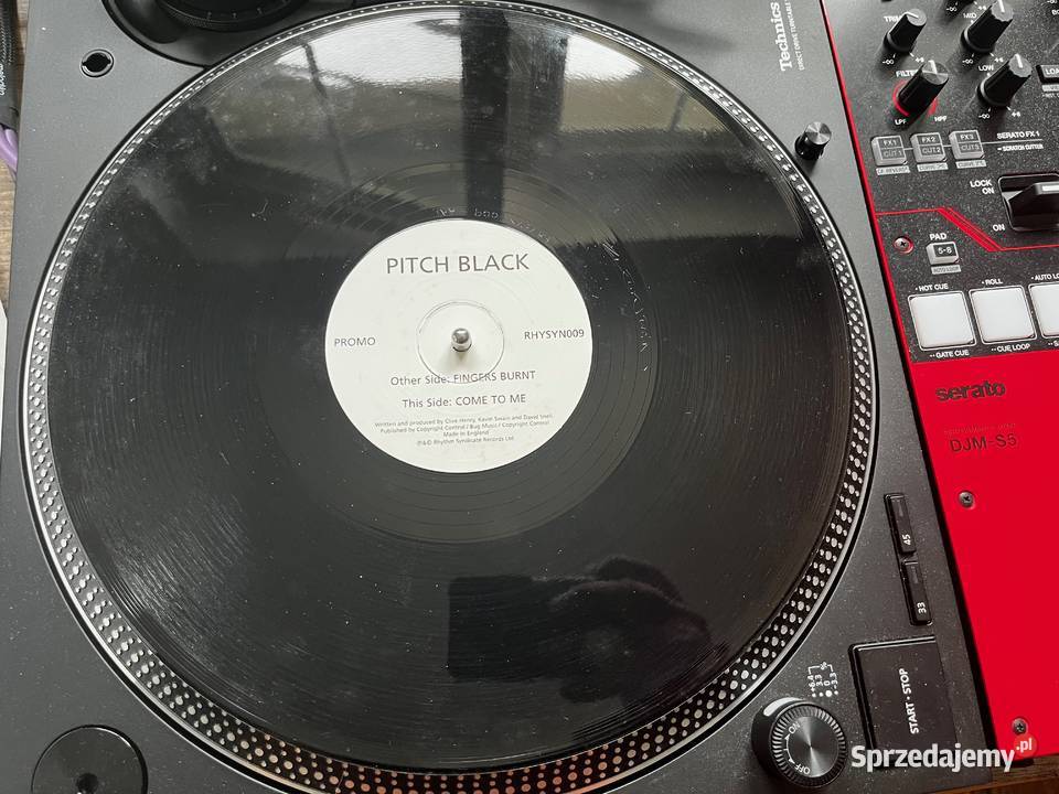 Pitch Black Fingers Burnt Progressive House Błażejowice