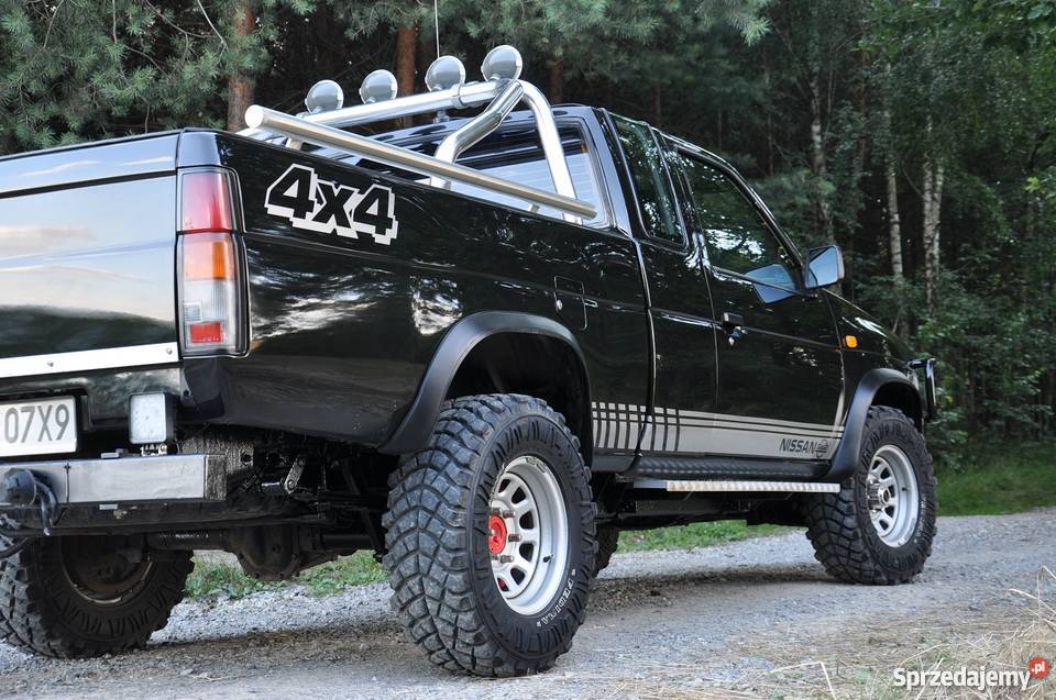 PIEKNY KLASYK RENOWACJI NISSAN D21 KINGCAB LPG Nissan