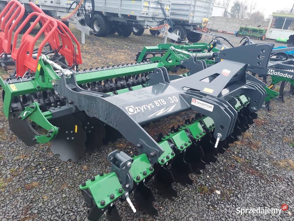 Brona talerzowa OZYRYZ BTB 30 3 m z wałem Olesno