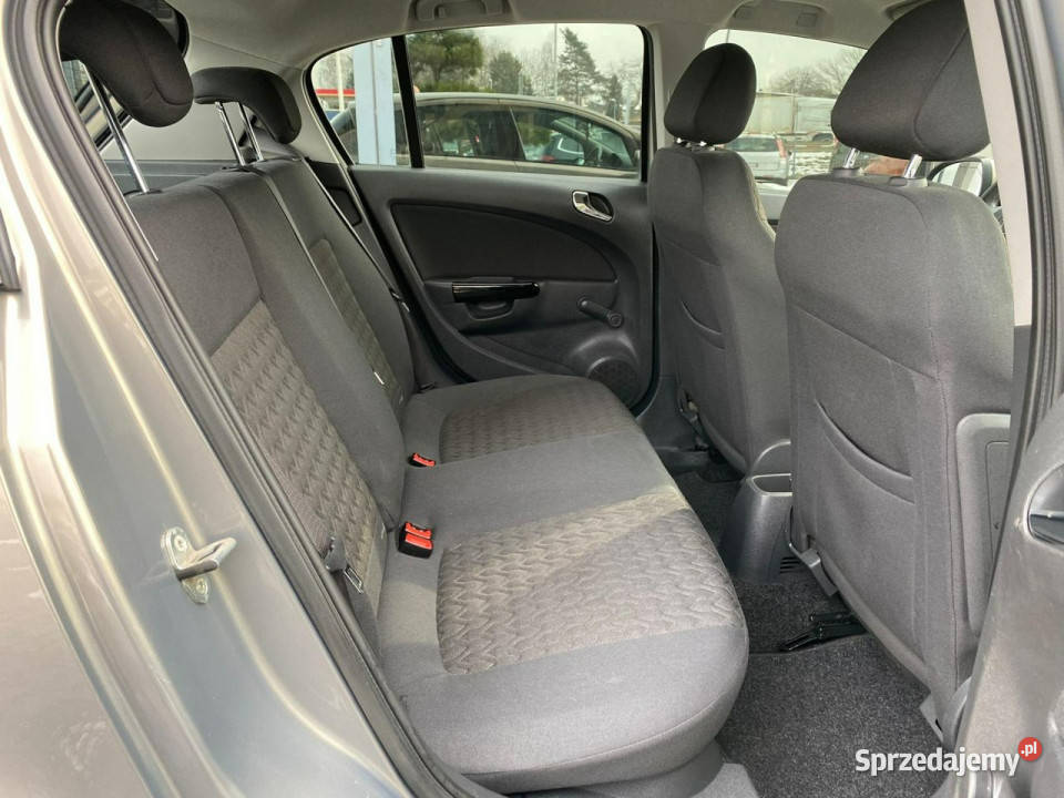 Opel Corsa multifunkcja klima DRL benzynka