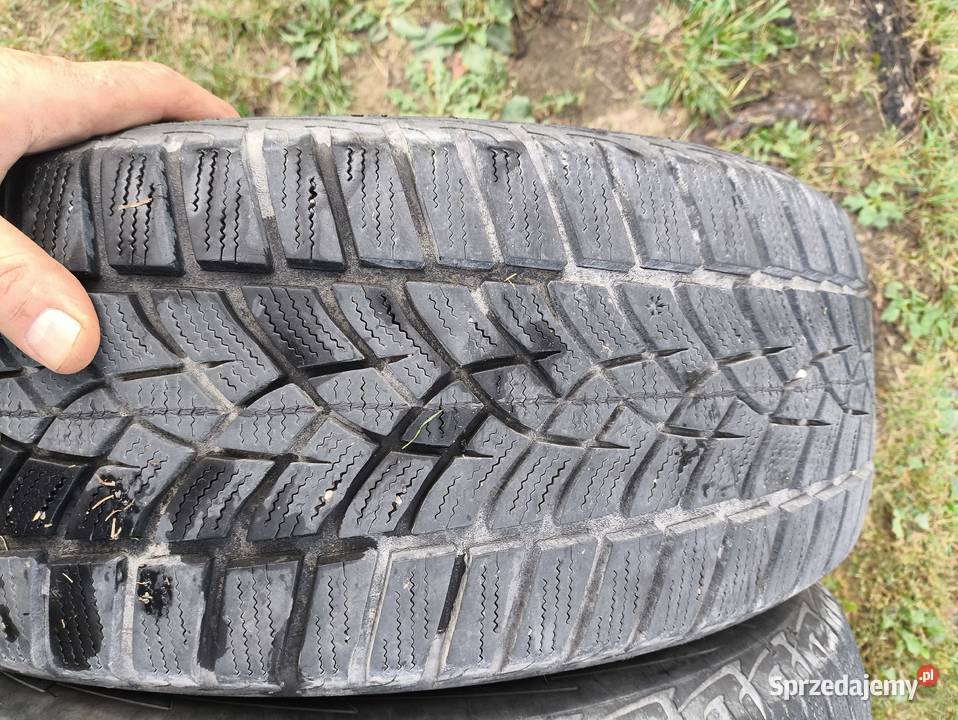 Opony zimowe 21560r16 goodyear
