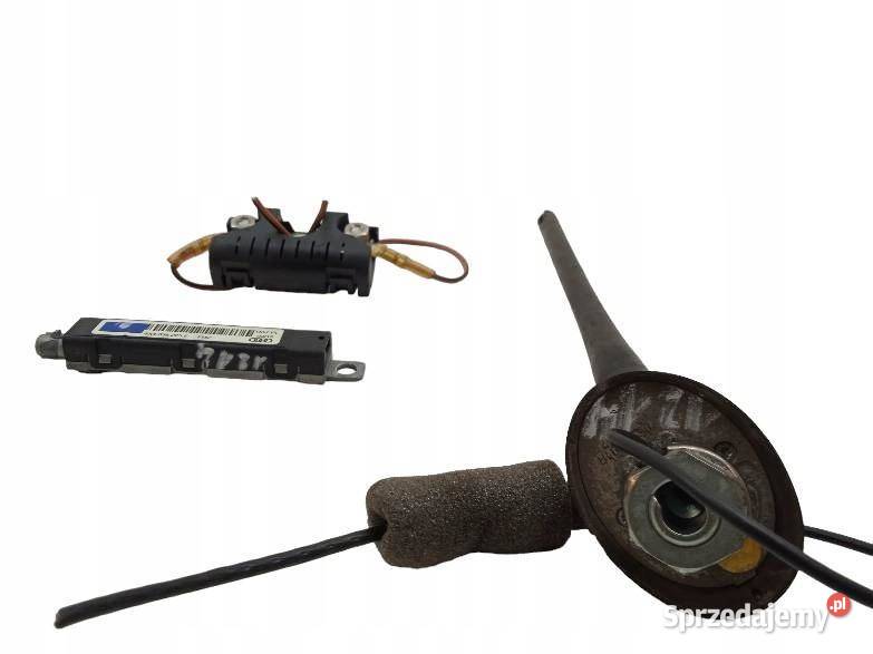 ANTENA KAROSERYJNA WZMACNIACZ KOMPLET 8T8035570 Wyposażenie elektryczne
