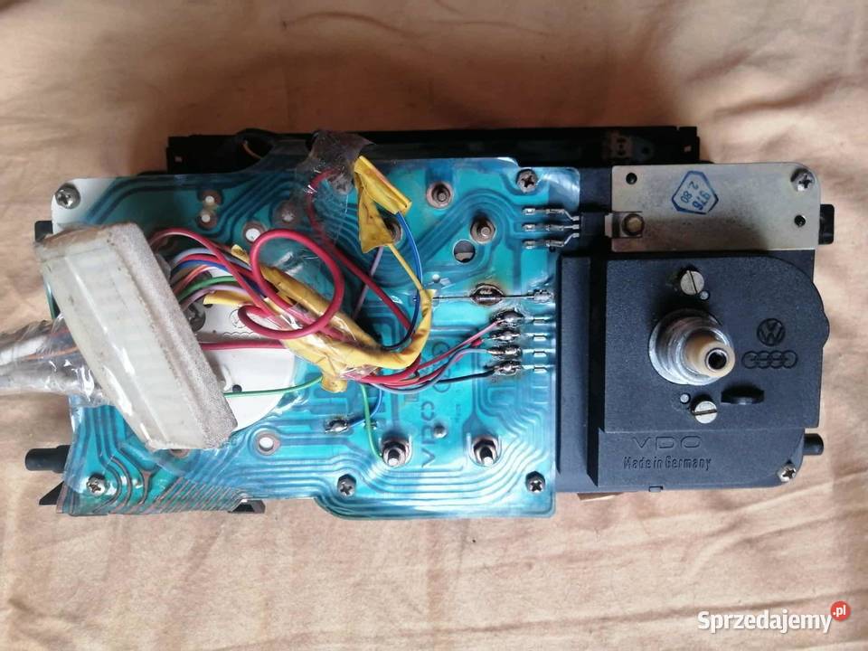 licznik z golfa mk1 benzyna z 1981r Marynopole sprzedam