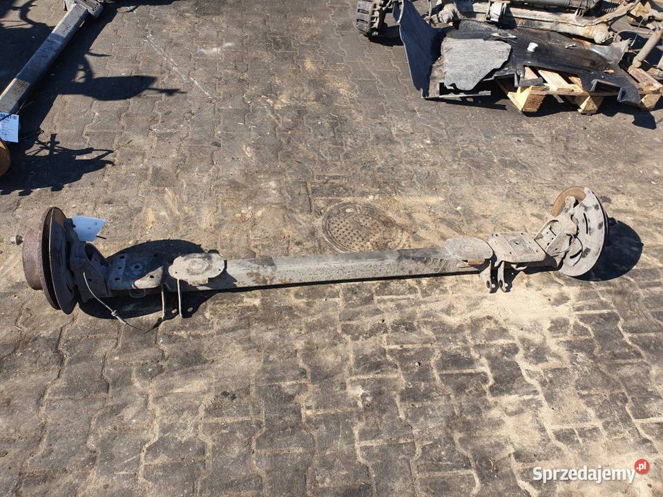 BELKA SANKI TYŁ RENAULT MASTER III Lipno