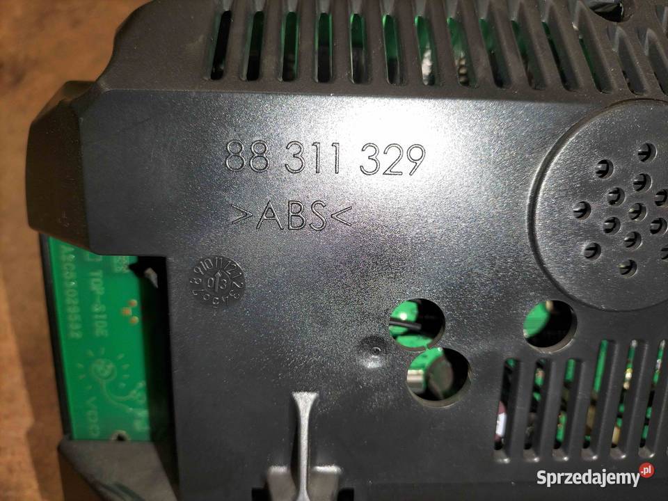 Licznik kilometrów z obrotomierzem BMW E65 730D osobowe Poręba