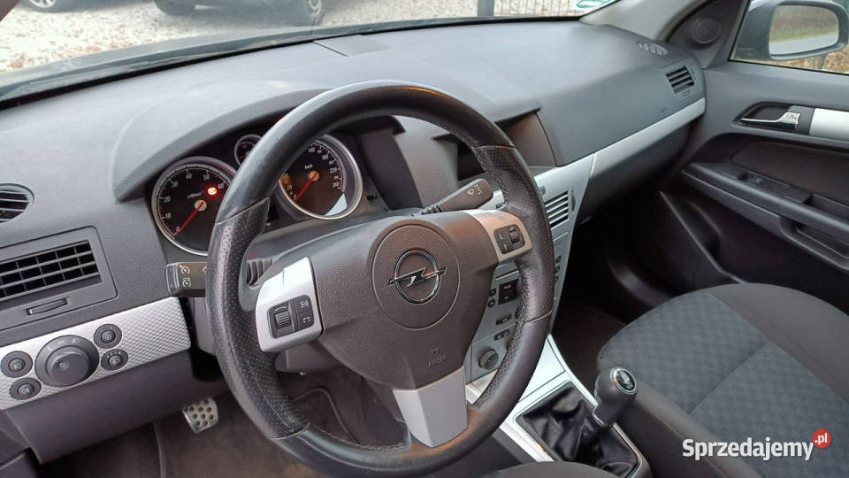 Opel Astra 1właśc 18l 125HP zadbana H 20042014 relingi dachowe Stare Budy sprzedam