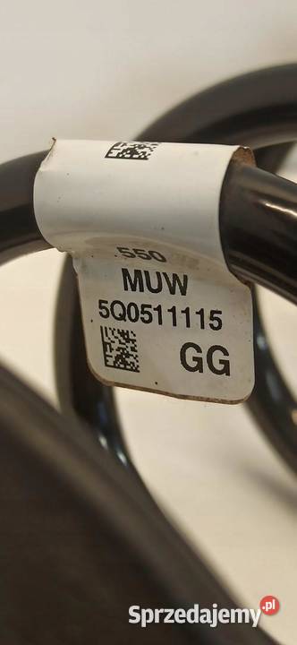 VW GOLF VIII 8 HB SPRĘZYNA TYLNA TYŁ 2024 sprzedam