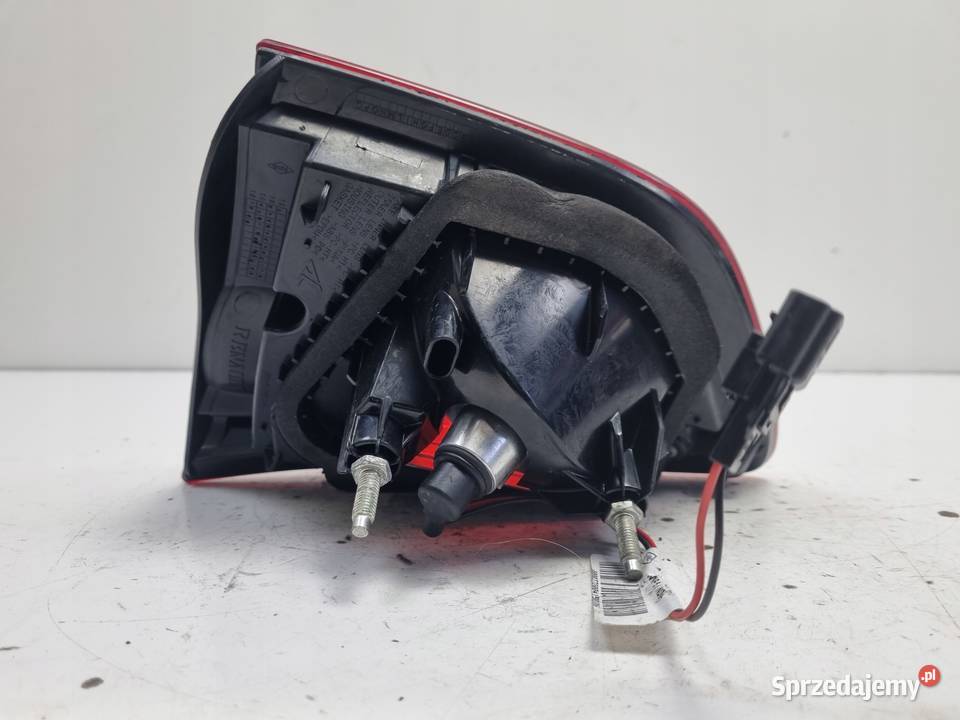 Renault Clio IV KOMBI TYLNIA TYLNA LAMPA LEWA Oświetlenie Janów sprzedam