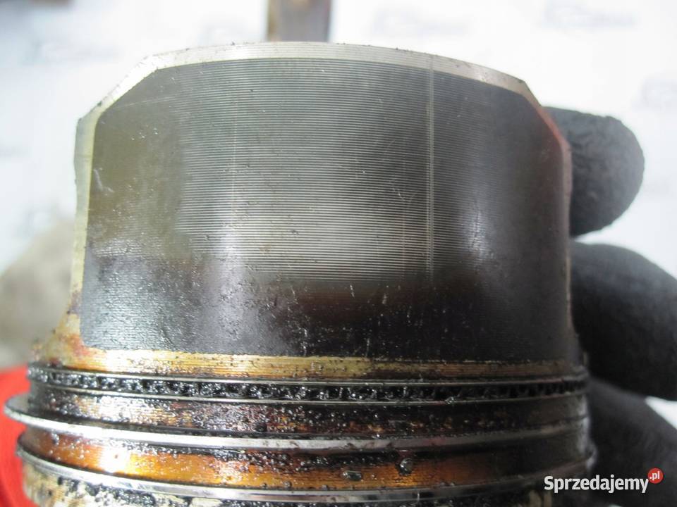 OPEL AGILA 12 16V K12B V1OM253 85 09r tłok Kielce