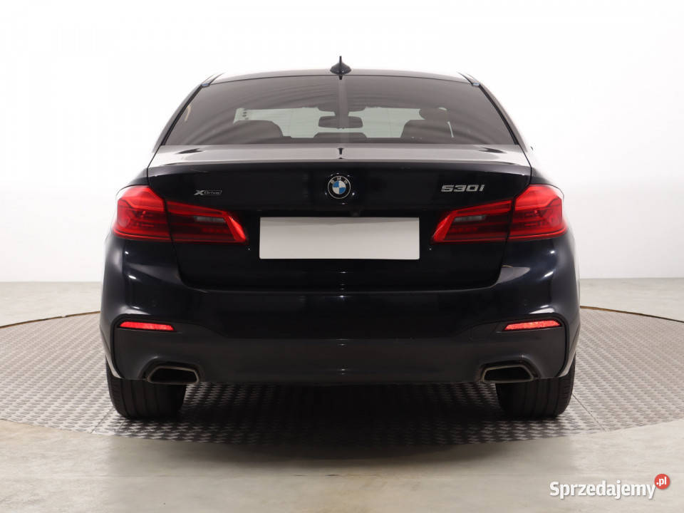 BMW 5 530i xDrive łopatki zmiany biegów Samochody osobowe Katowice
