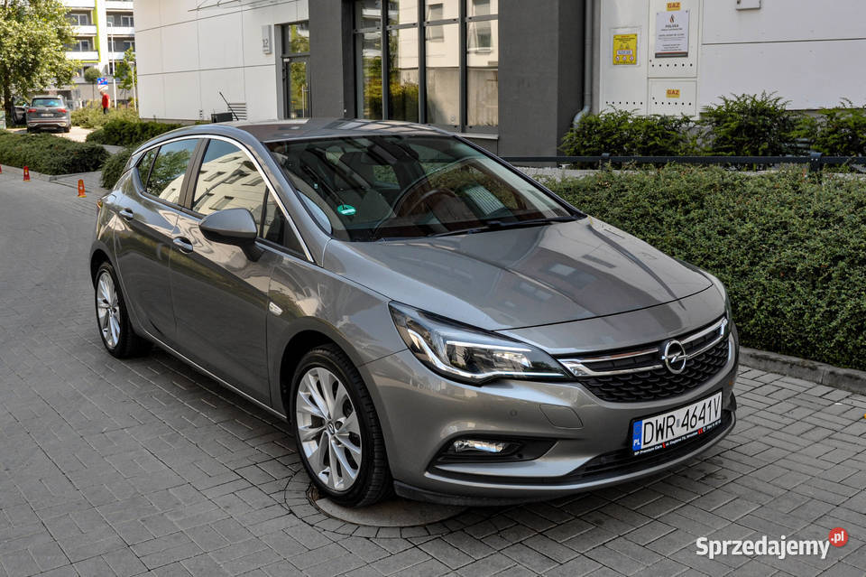 Opel Astra J 14T Bezwypadkowy 2015 r 99