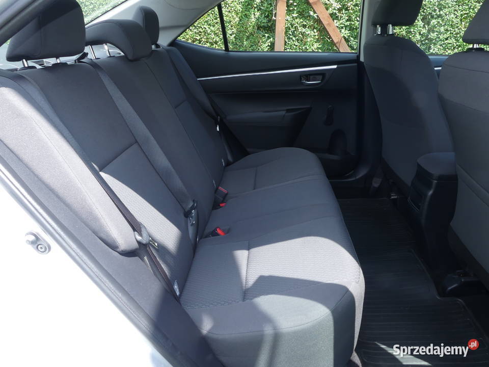 Corolla LIFT 20162017r 83 Salon 1300cm3 Iwkowa sprzedam