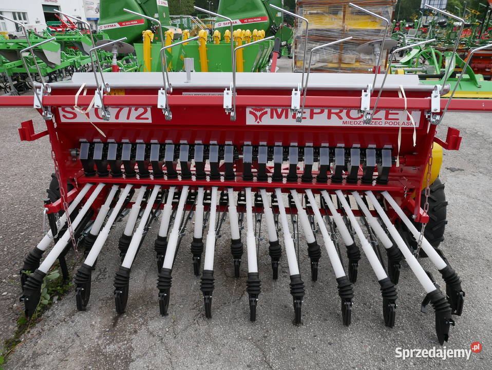 Siewnik zbożowy mechaniczny rzędowy firmy Krasnystaw