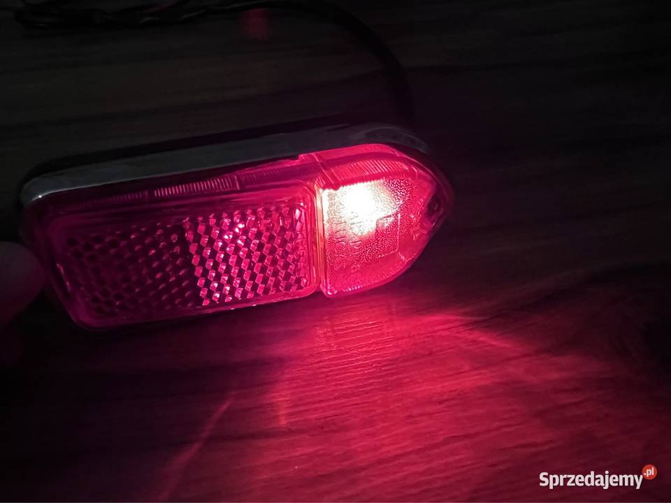 Lampki boczne obrysówki MG MGB MidgetSprit Świebodzin sprzedam