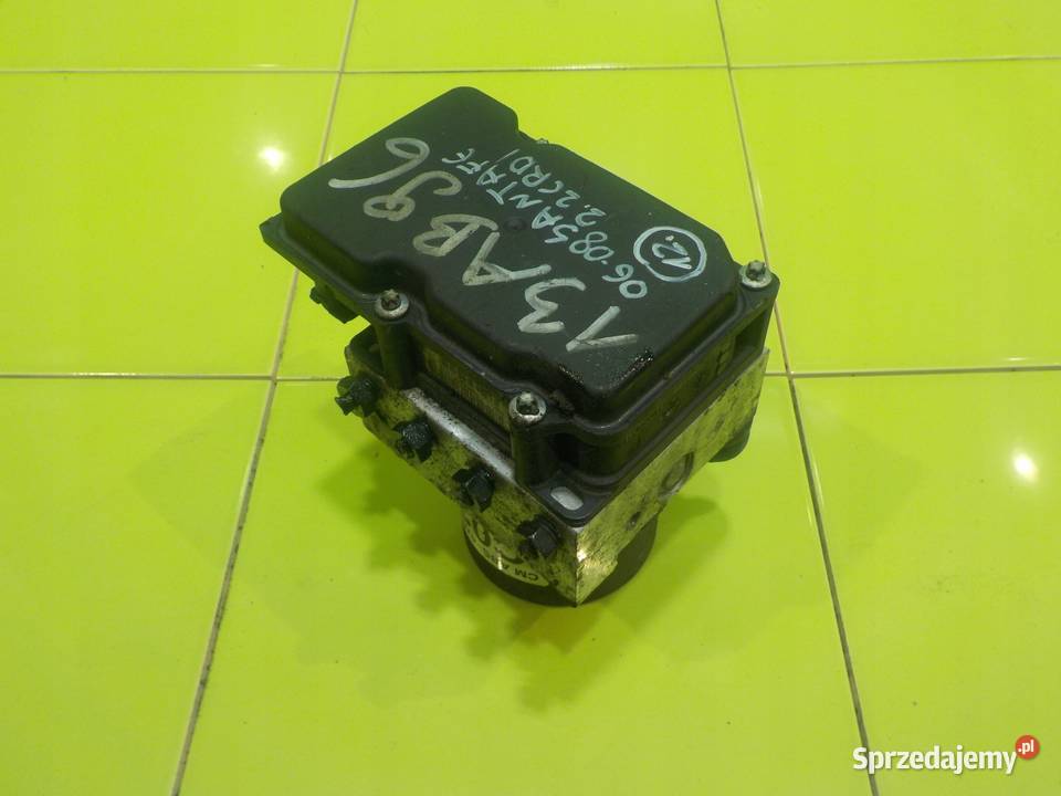 HYUNDAI SANTA FE II 22 CRDI 08r 5D pompa ABS Suków