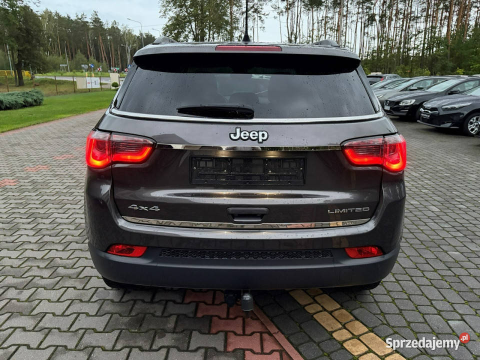 Jeep Compass 14 170 Automat 4x4 Limited II 2016 1368cm3 mazowieckie Lipówki sprzedam