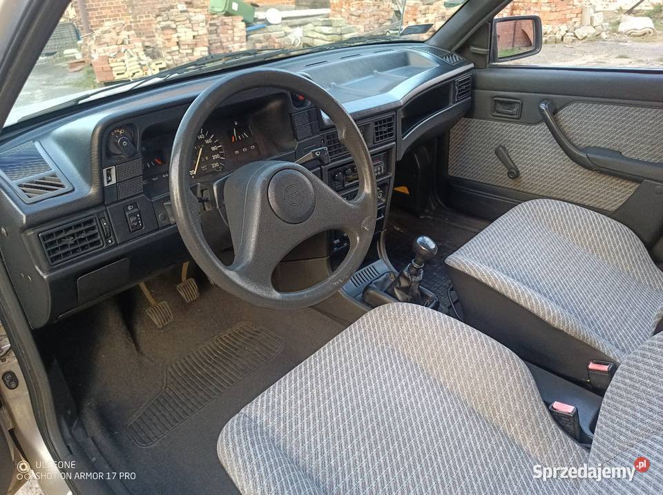 Opel kadett 14 benzyna Oława