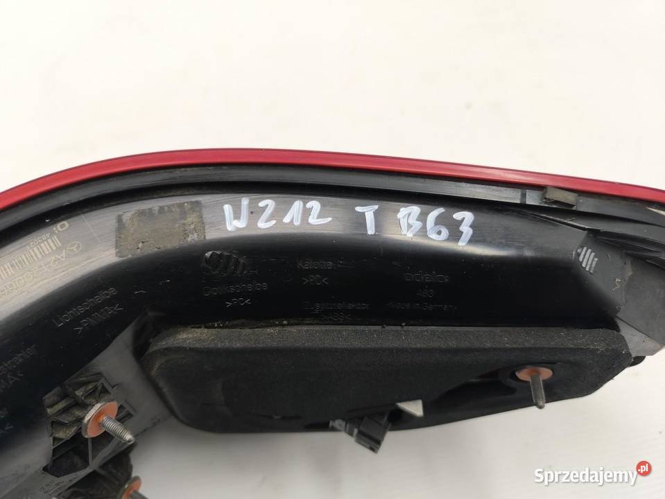 LAMPA LEWY TYŁ MERCEDES ECLASA W212 22CDI